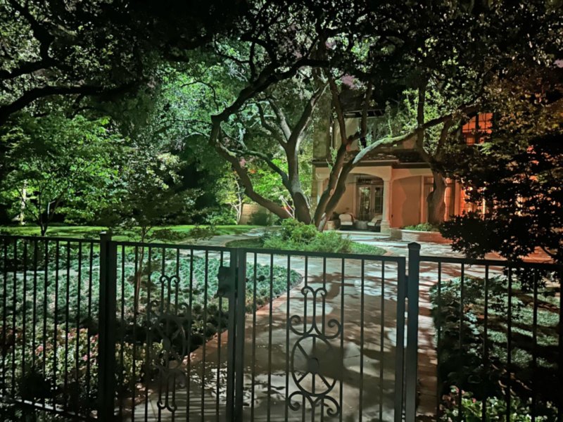 landscape lighting Preston Hollow